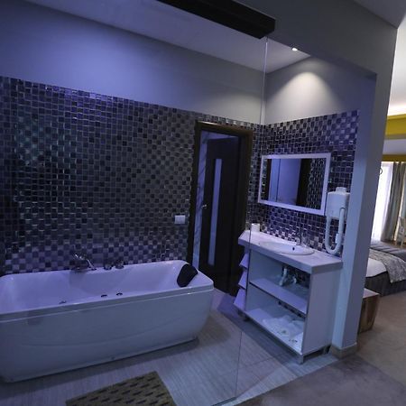 Hotel 1 Maji Pogradec Luaran gambar